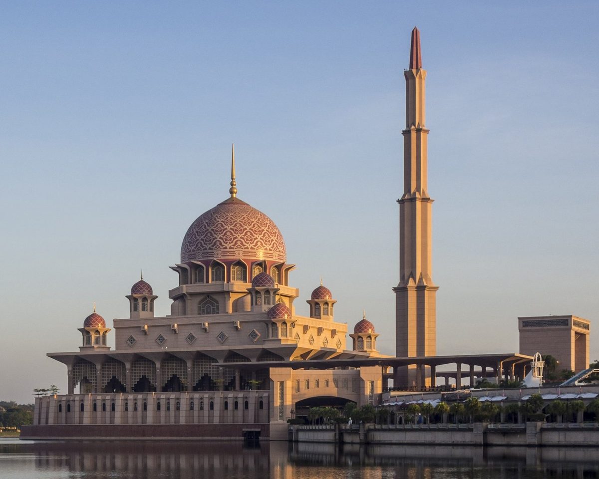 Putrajaya Mosque (Masjid Putra)